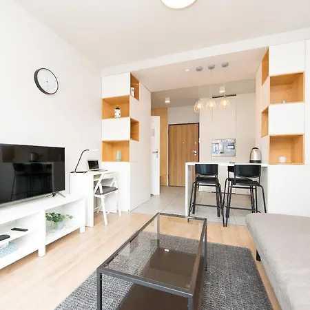 Main Trainstation One Bedroom Ac P4You Pl-3
